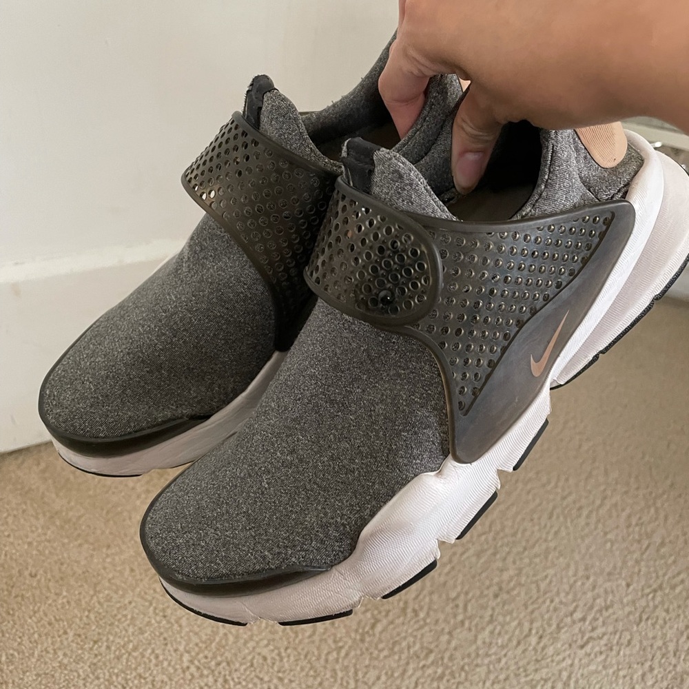 Nike Sock Dart Sneakers